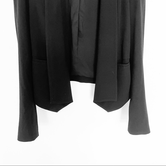 Aritzia Babaton Dominick Jacket size 2-4 - Picture 9 of 13